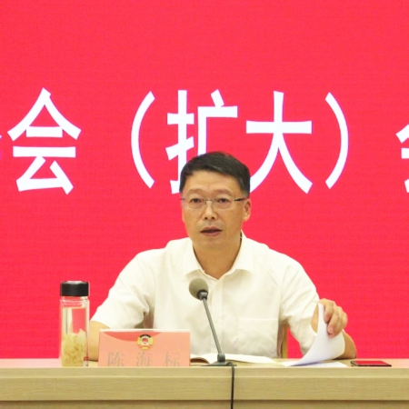 陳海標_副本.jpg